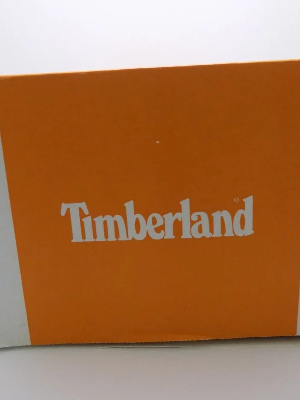 Timberland Classic 6 Inch Waterproof Classic Boot Big Kids- Size 4- New
